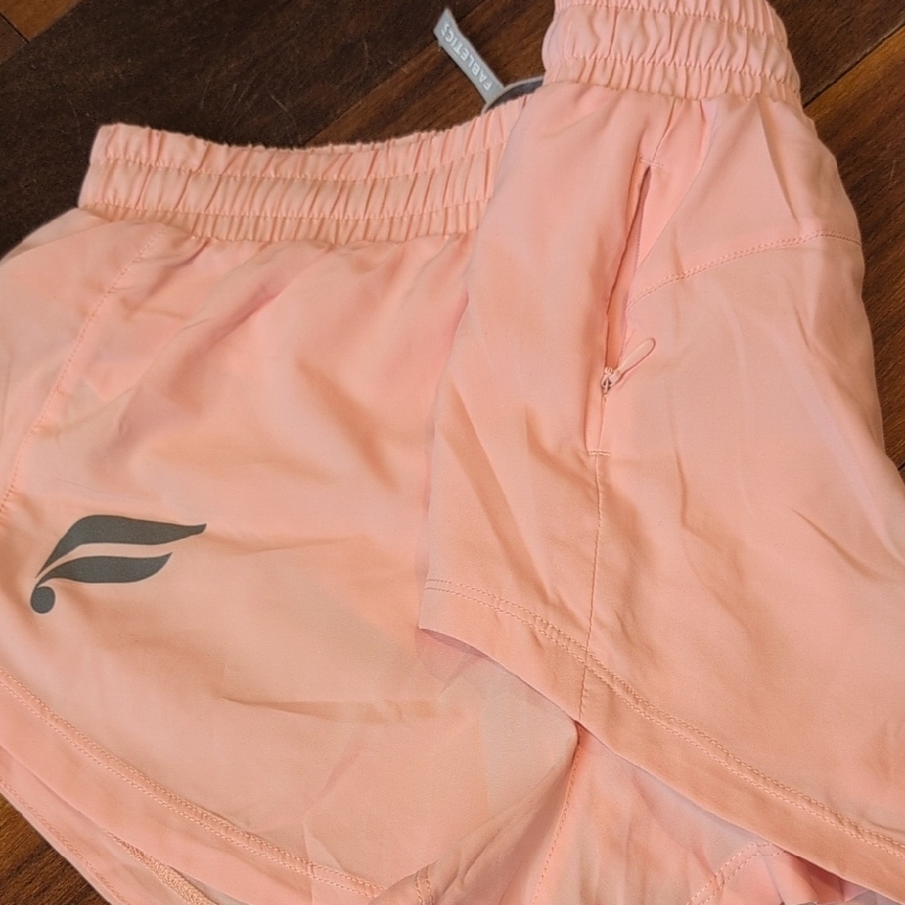 🌴Fabletics Blush Activewear Set - Picture 8 of 8